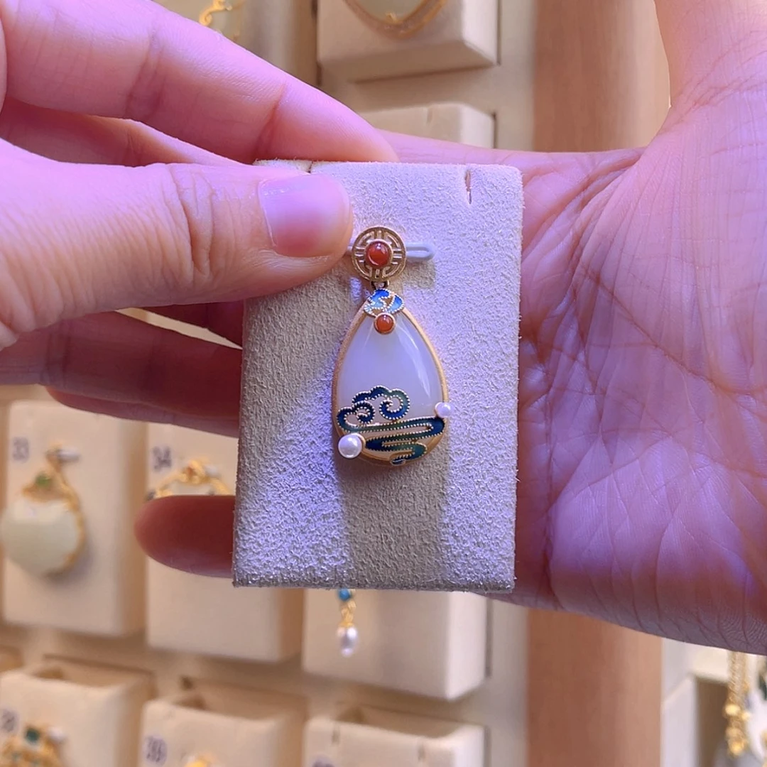 【闪购商品】和田玉颈饰银S925镀金镶嵌