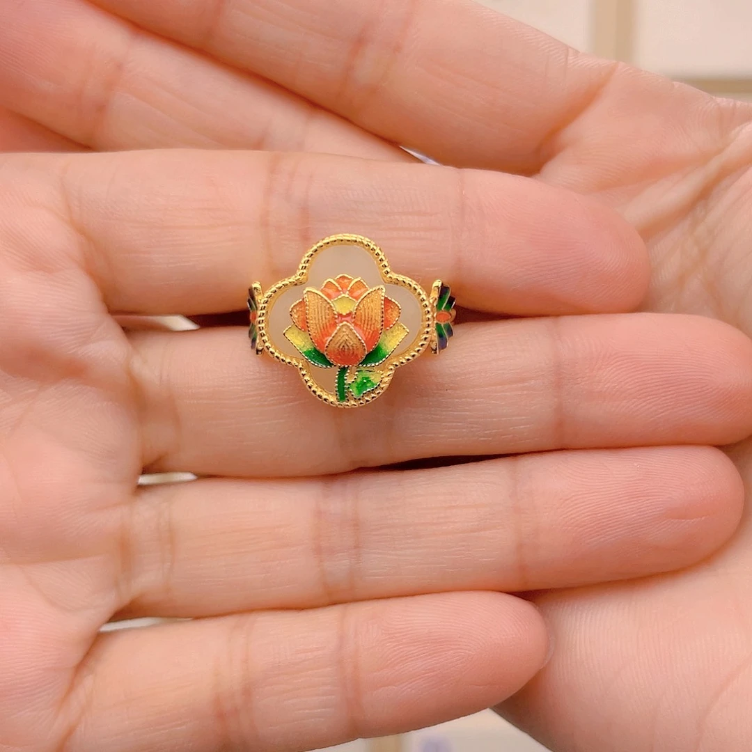 和田玉戒指银S925镀金镶嵌