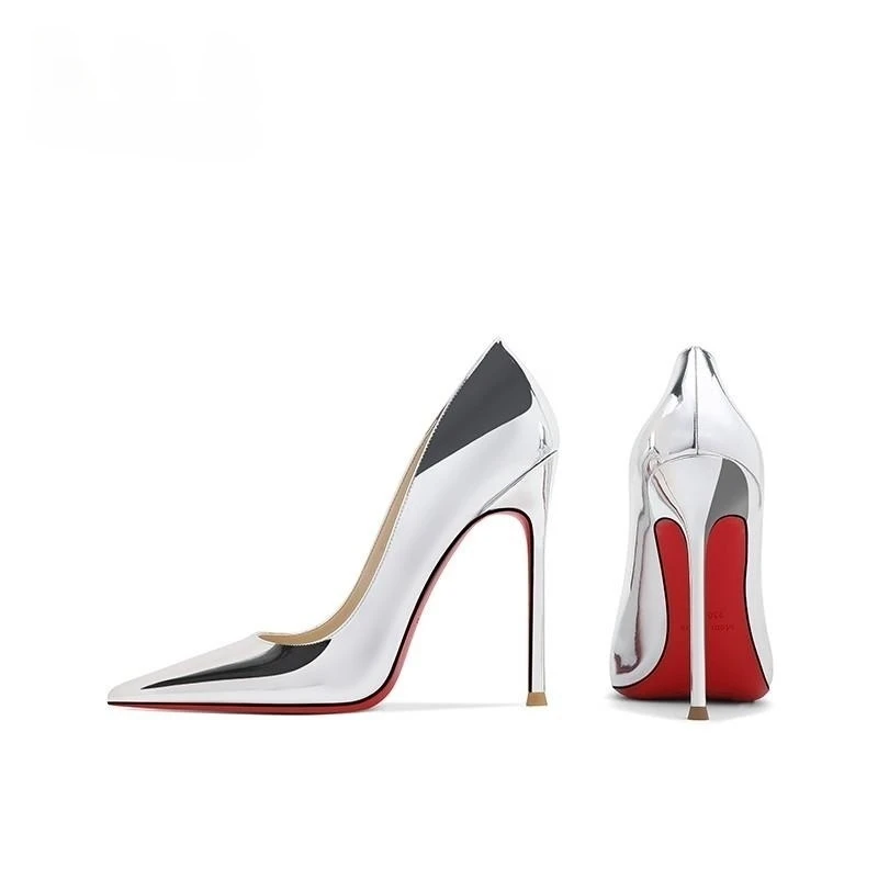 银色高跟鞋女细跟2025年春夏新款浅口尖头单鞋漆皮大码红底宴会鞋
