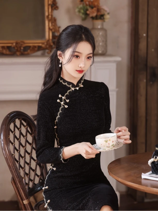 2024年秋冬修身新款加厚银丝纯色显瘦优雅气质改良版旗袍裙黑色