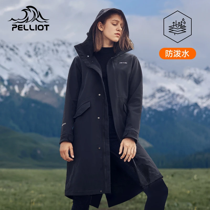 伯希和软壳冲锋衣女款秋冬季中长款户外休闲风衣抓绒防水防风外套