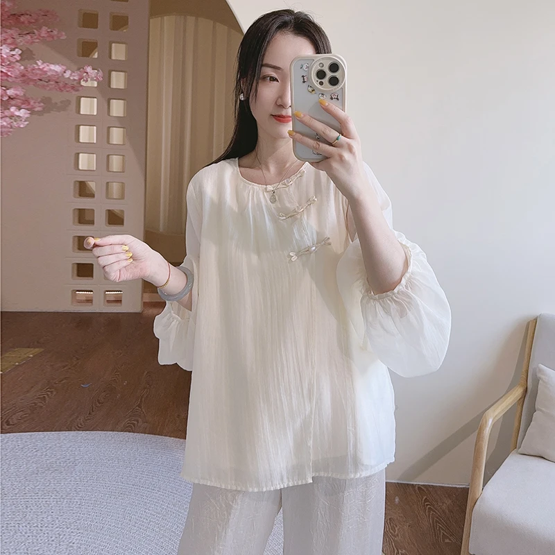 【轻柔小衫】春季原创新款云朵盘扣灯笼袖时尚衬衫打底衫 51776