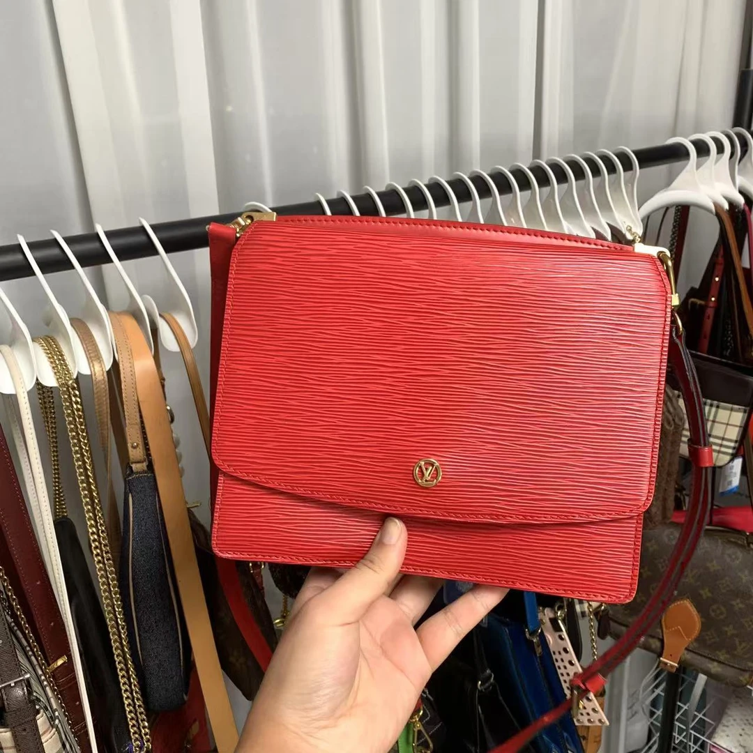 95新 LouisVuitton/路易威登 肥肥中古/斜跨包