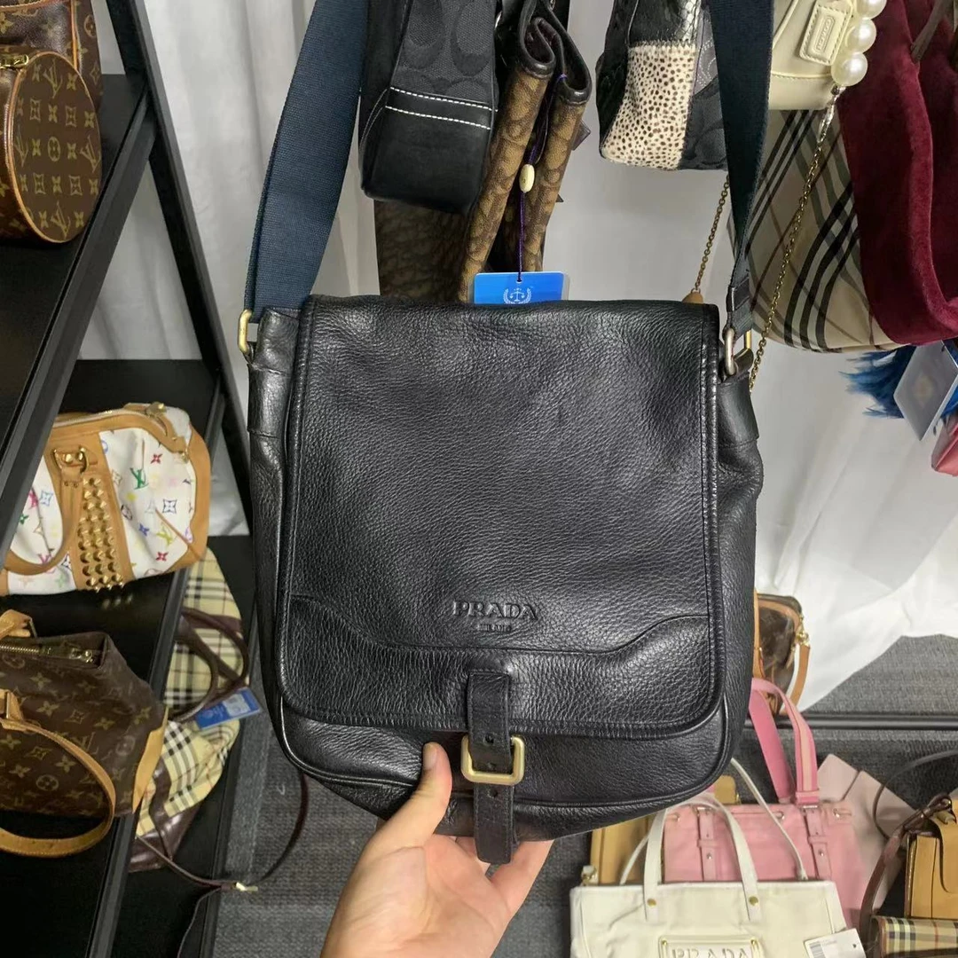 95新 Prada/普拉达 肥肥中古/斜跨包