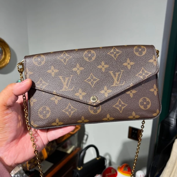 95新 LouisVuitton/路易威登 Lv三合一Woc