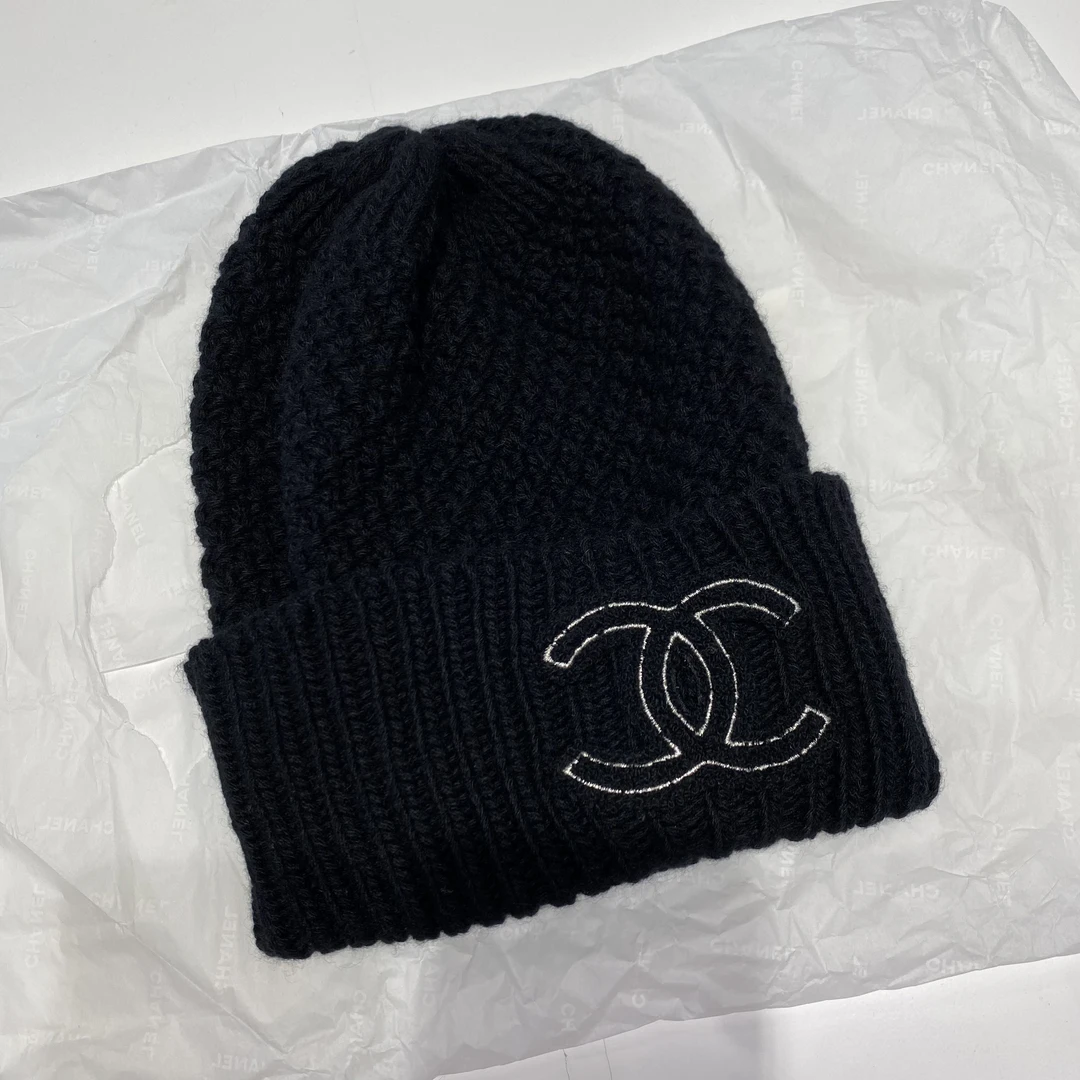 全新未使用 Chanel/香奈儿 24N 双C黑色羊绒冷帽 帽子