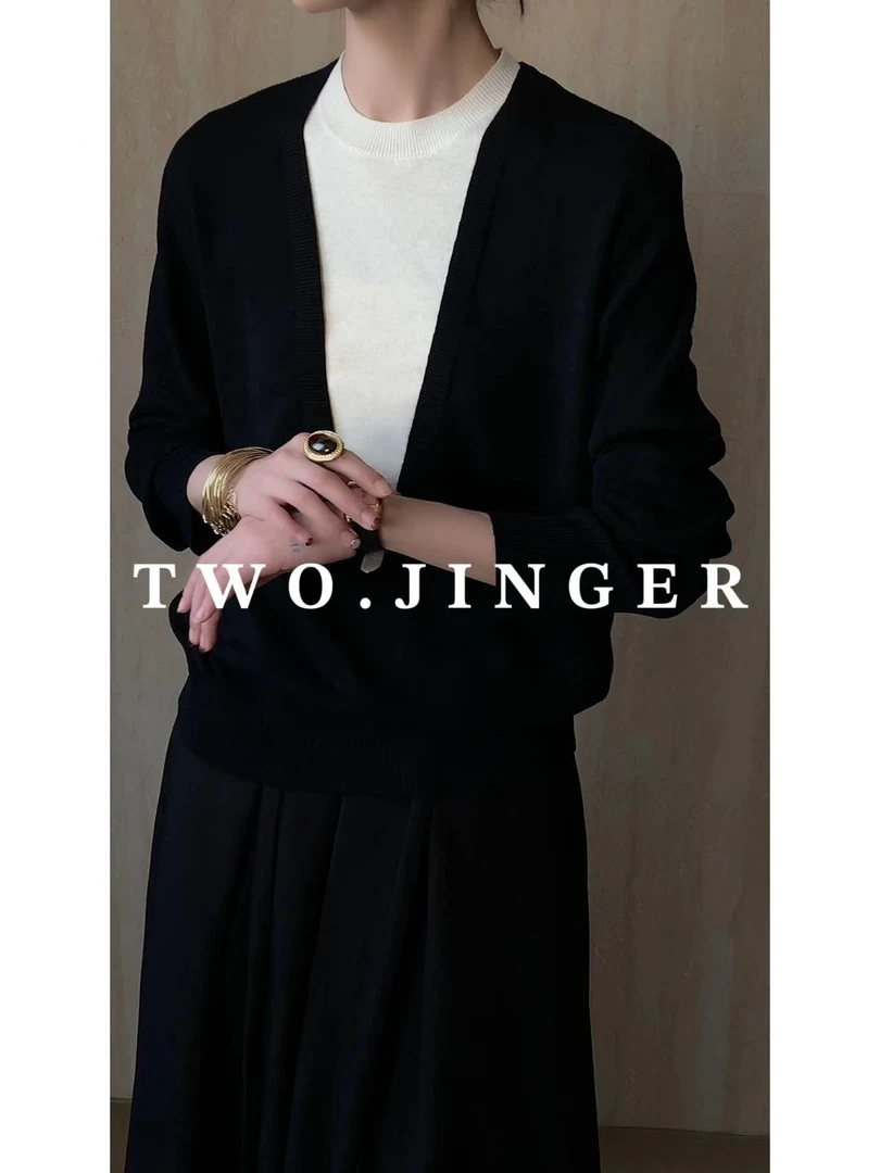 二静子 极简约静奢（假两件）含毛柜子精品针织毛衣HG2899