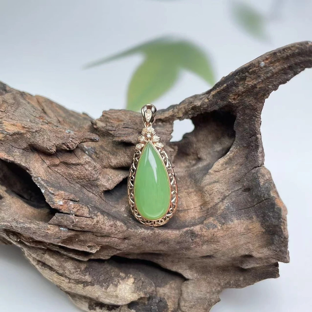 【春日珠宝】菲菲珠宝好*18K碧玉吊坠