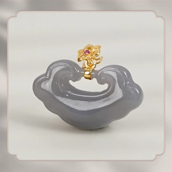 【春日珠宝】菲菲珠宝好*18K和田玉烟紫吉祥锁吊坠/