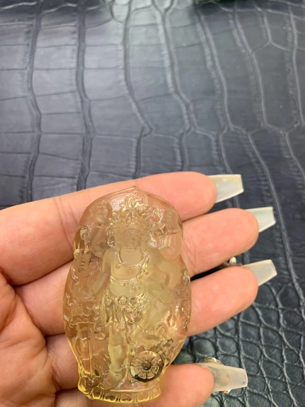 天然水晶立体黄水晶不动定制