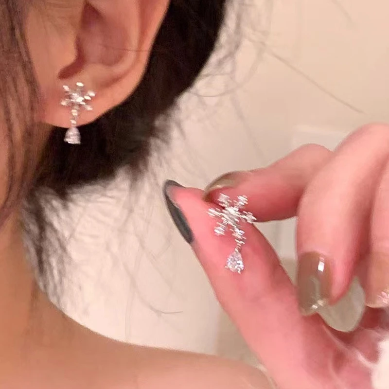 雪花耳钉小众设计感高级感耳饰女2023新款潮轻奢简约ins耳环百搭