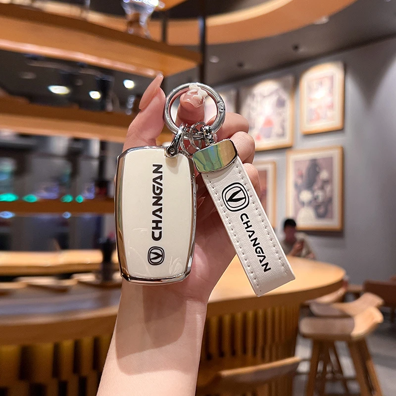 适用长安逸动钥匙套cs55/cs75/cs85/dt/xt/cs35plus车钥匙包扣