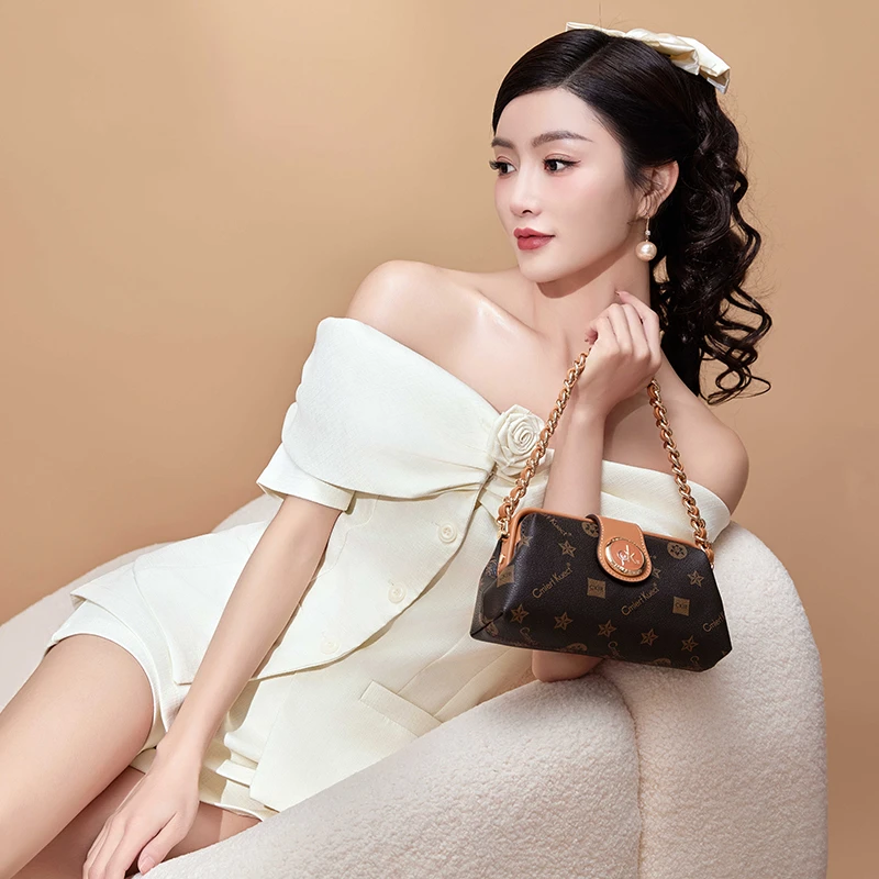 Cmierf Kuect  生日礼物送女朋友闺蜜老婆轻奢时尚气质新款饺子包