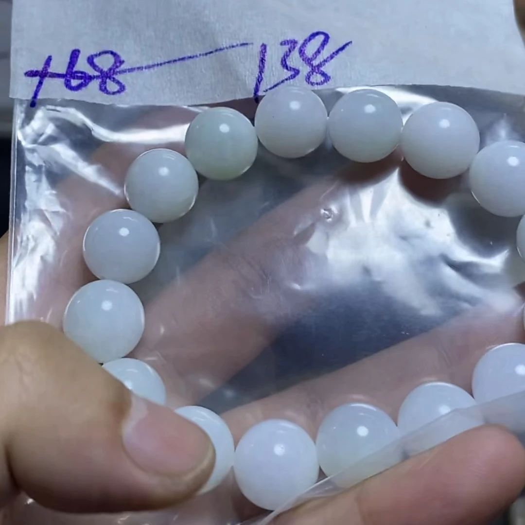 缅甸天然翡翠A货