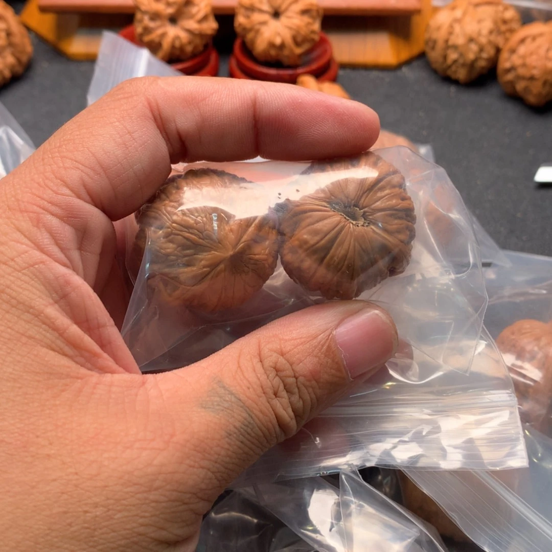 【闪购商品】文玩核桃吊坠