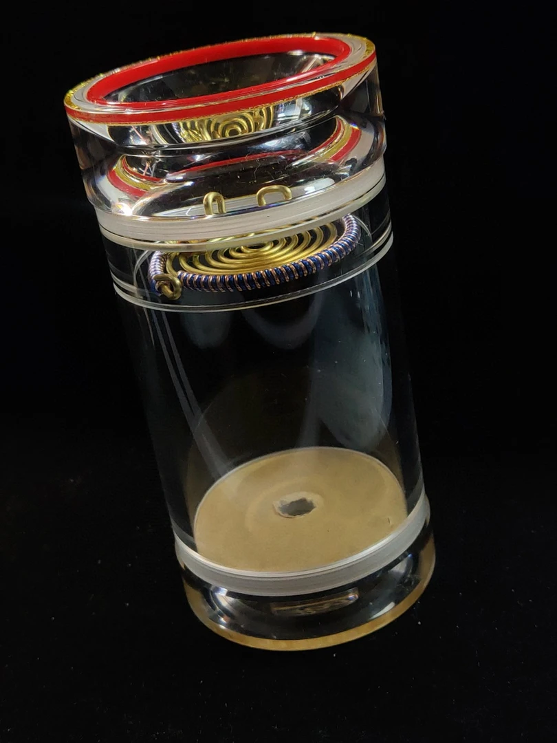 S25 金红口盖独眼简约亚克力精品蝈蝈罐子配黄铜青蛙簧尺寸123*60