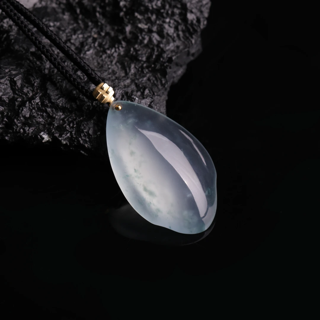 王朝阳翠语《幽兰》高冰晴飘花吊坠  轻奢极简天然A货翡翠