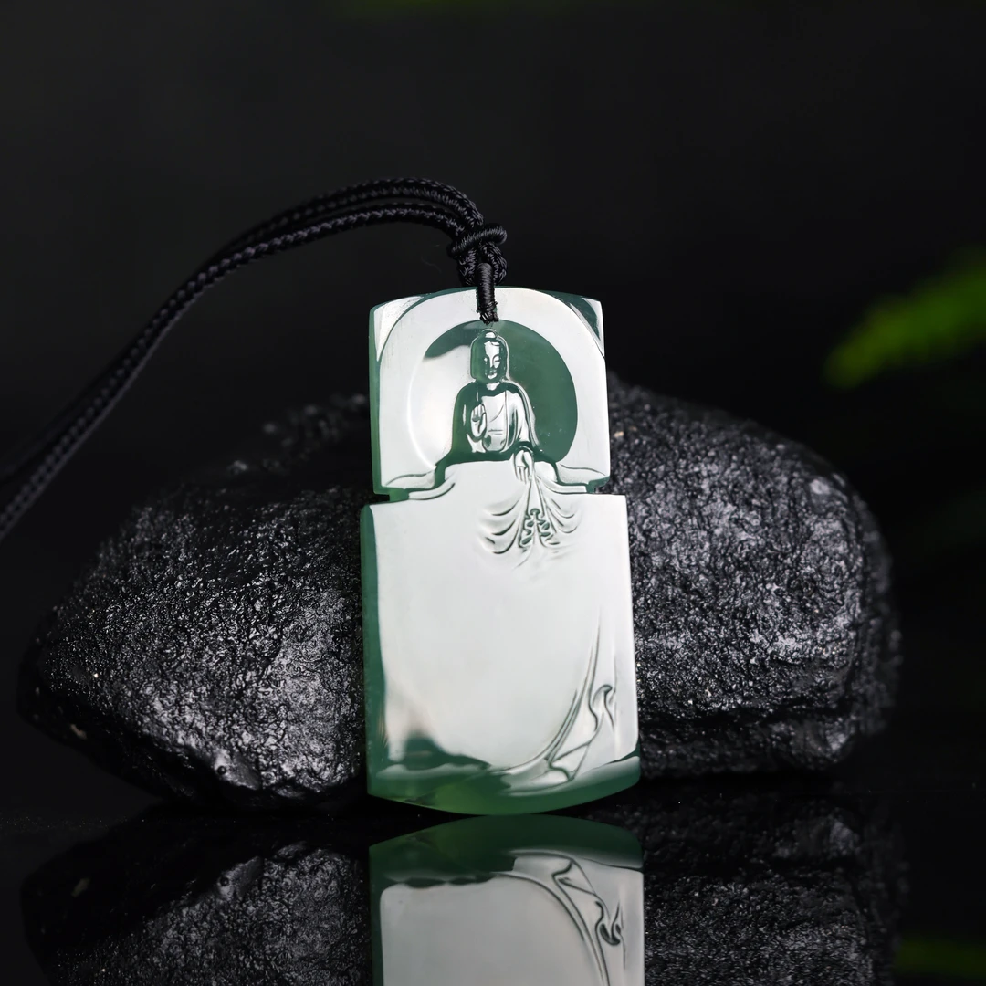 王朝阳翠语《内观》冰种湖绿吊坠  轻奢极简A货翡翠