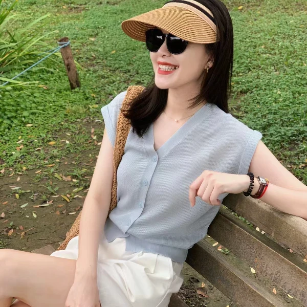 休闲穿搭2024新款夏季休闲简约韩版短袖气质上衣搭配短裤裤子显瘦