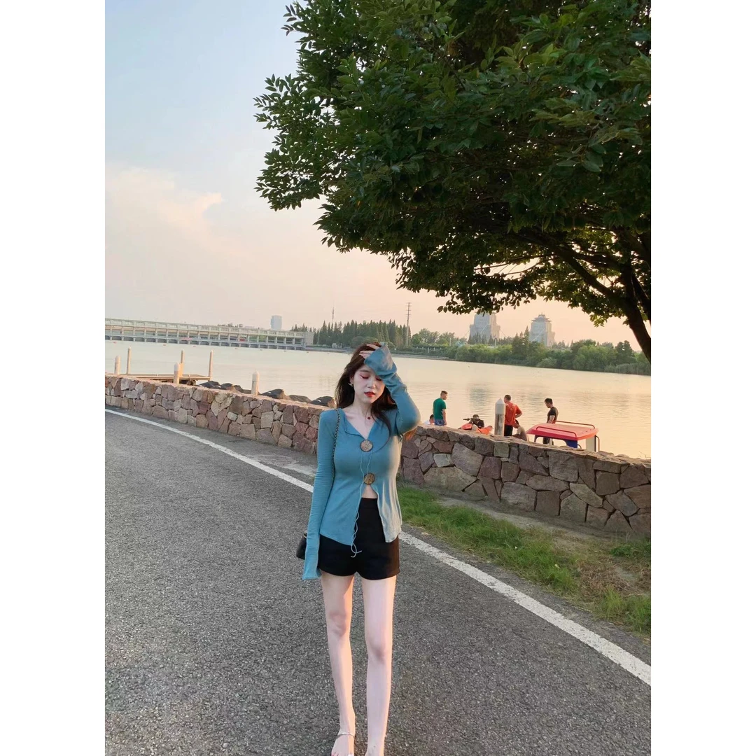 今年流行款2024新款夏秋季休闲简约上衣搭配休闲裤段裤子显瘦百搭