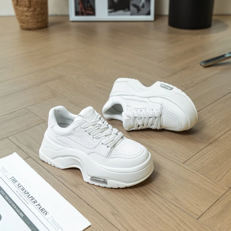 真皮增高厚底小白鞋女2024春新款百搭休闲鞋气垫面包单鞋网红板鞋