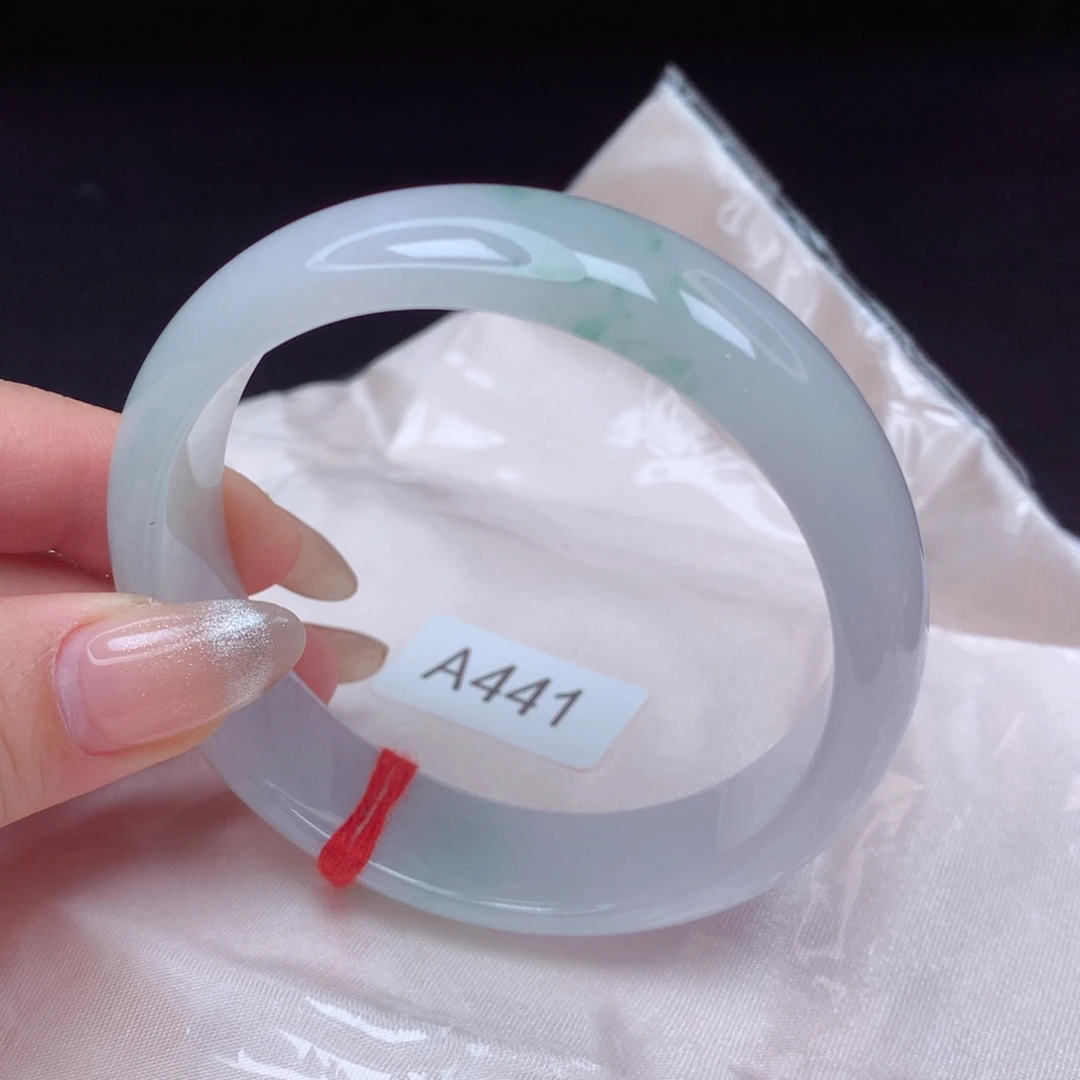 翡翠手镯未镶嵌手镯59