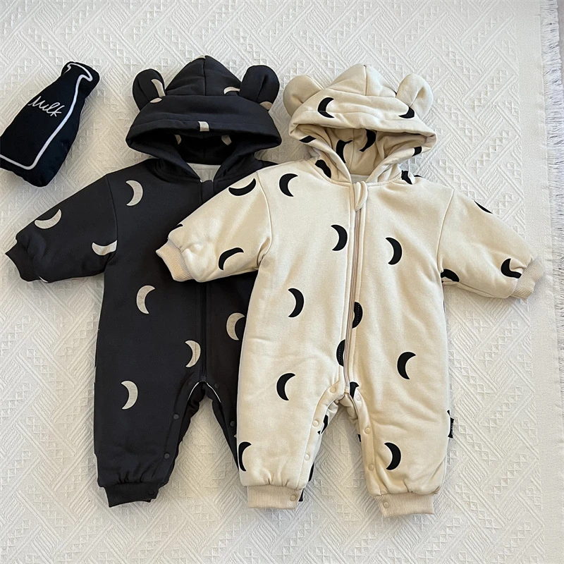 2025冬装新生婴儿夹棉连体衣爬服宝宝冬季保暖哈衣加厚外出服棉衣