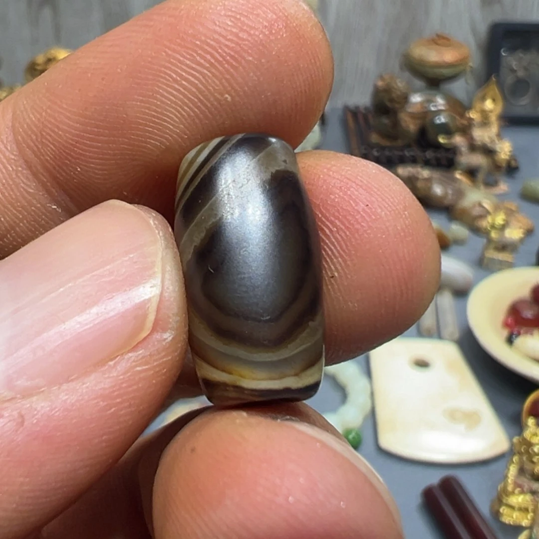 【闪购商品】骨瓷摆件顶**水