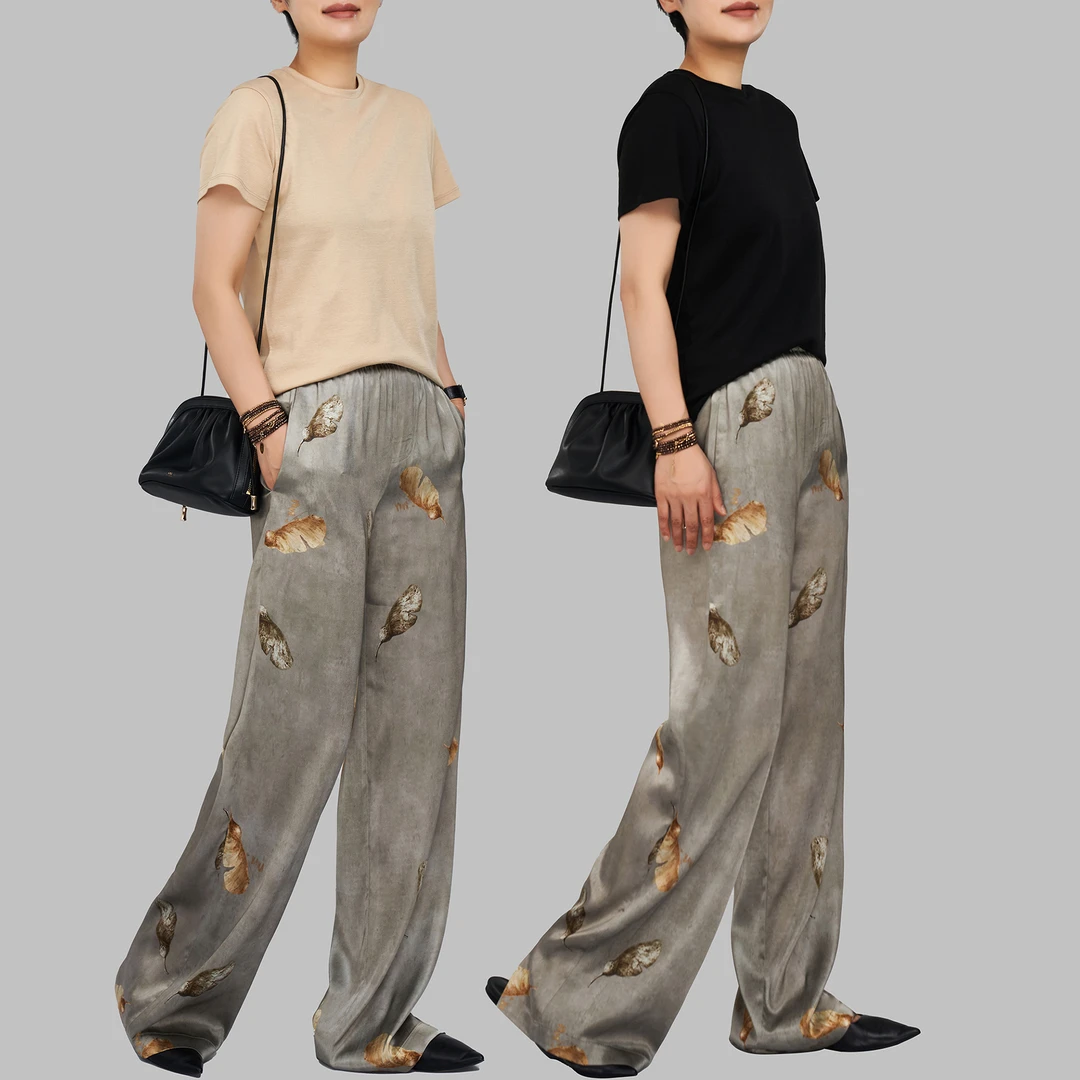 【meebest】(原850)牛货~松紧腰弹力缎羽毛印花直筒裤ZB23033