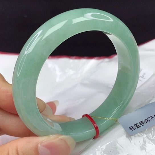 翡翠手镯未镶嵌57圈028