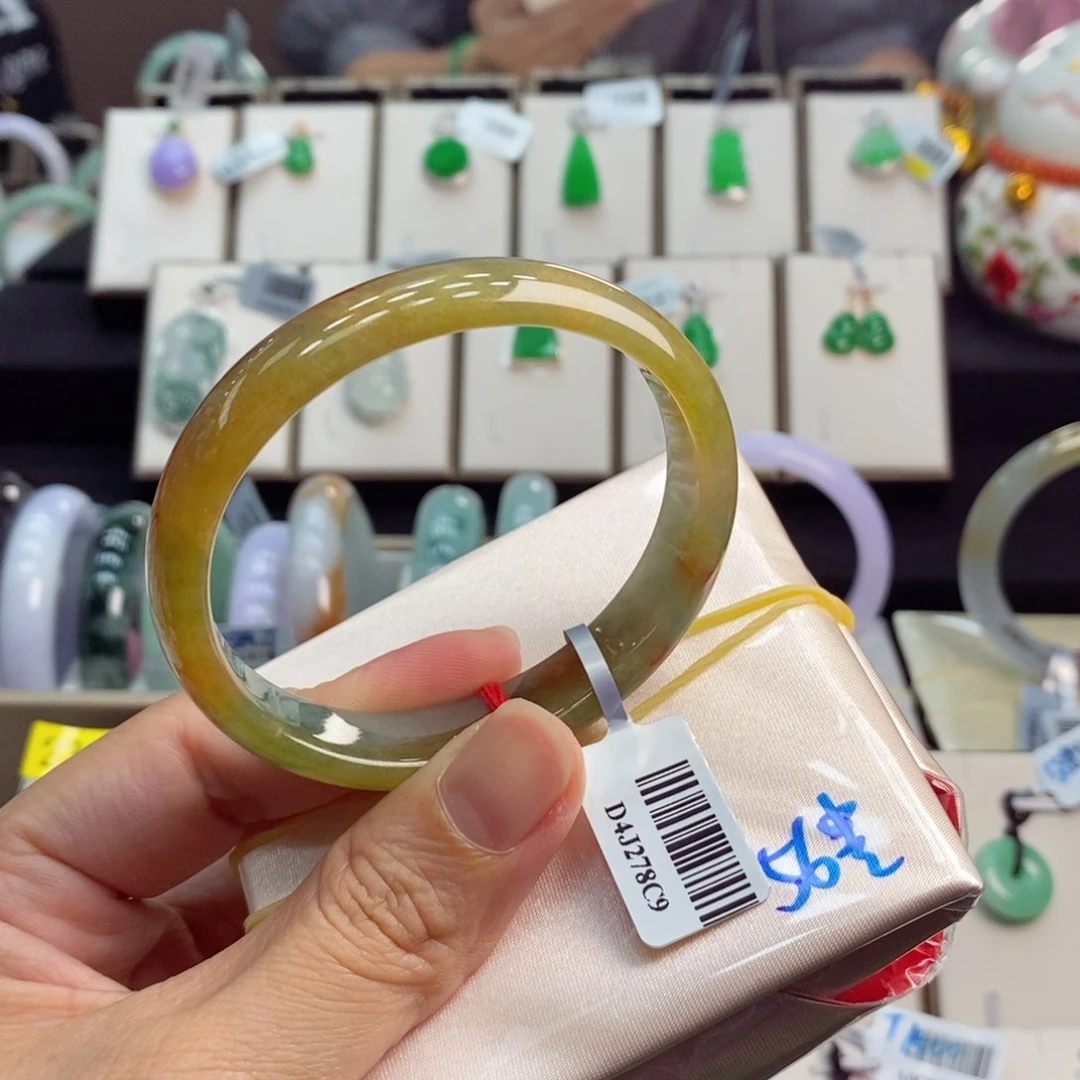翡翠手镯未镶嵌56贵妃