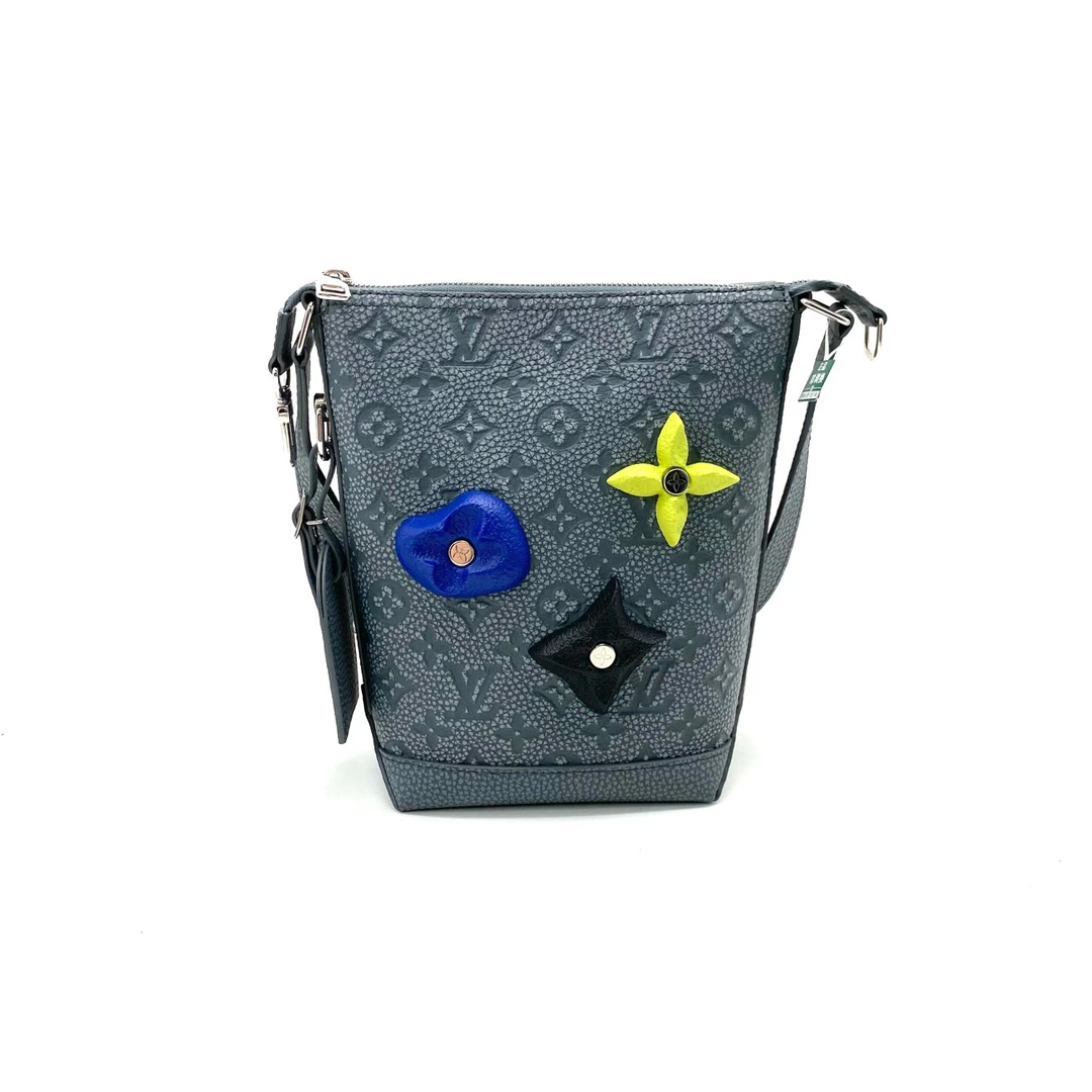 95新 LouisVuitton/路易威登 全皮压花HOBO CRUISER斜挎包15/26