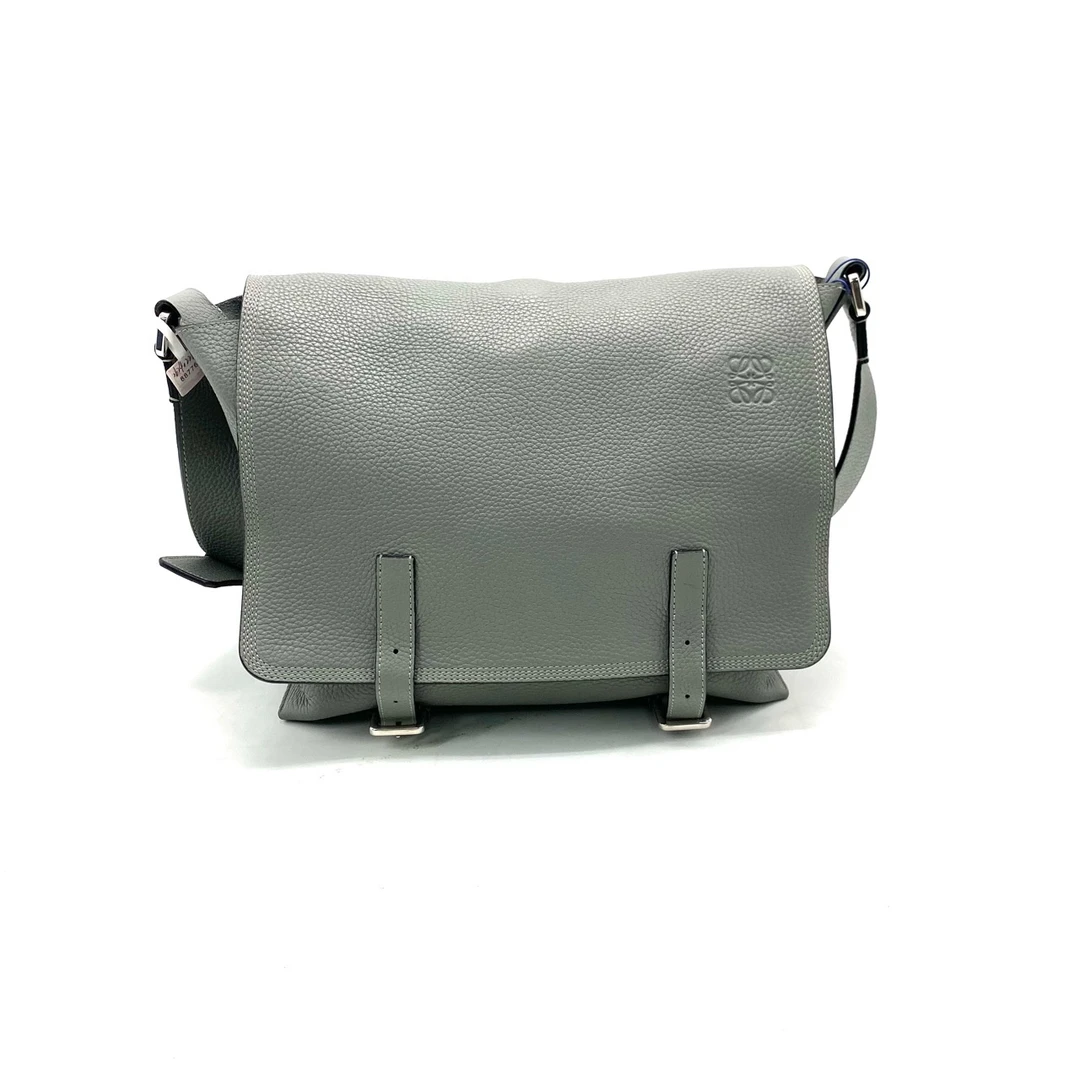 95新 LOEWE/罗意威 灰色全皮中号双扣邮差包 尺寸30/24