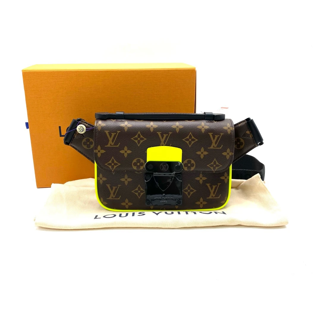 99新 LouisVuitton/路易威登 棕老花s lock胸腰包 尺寸21/15