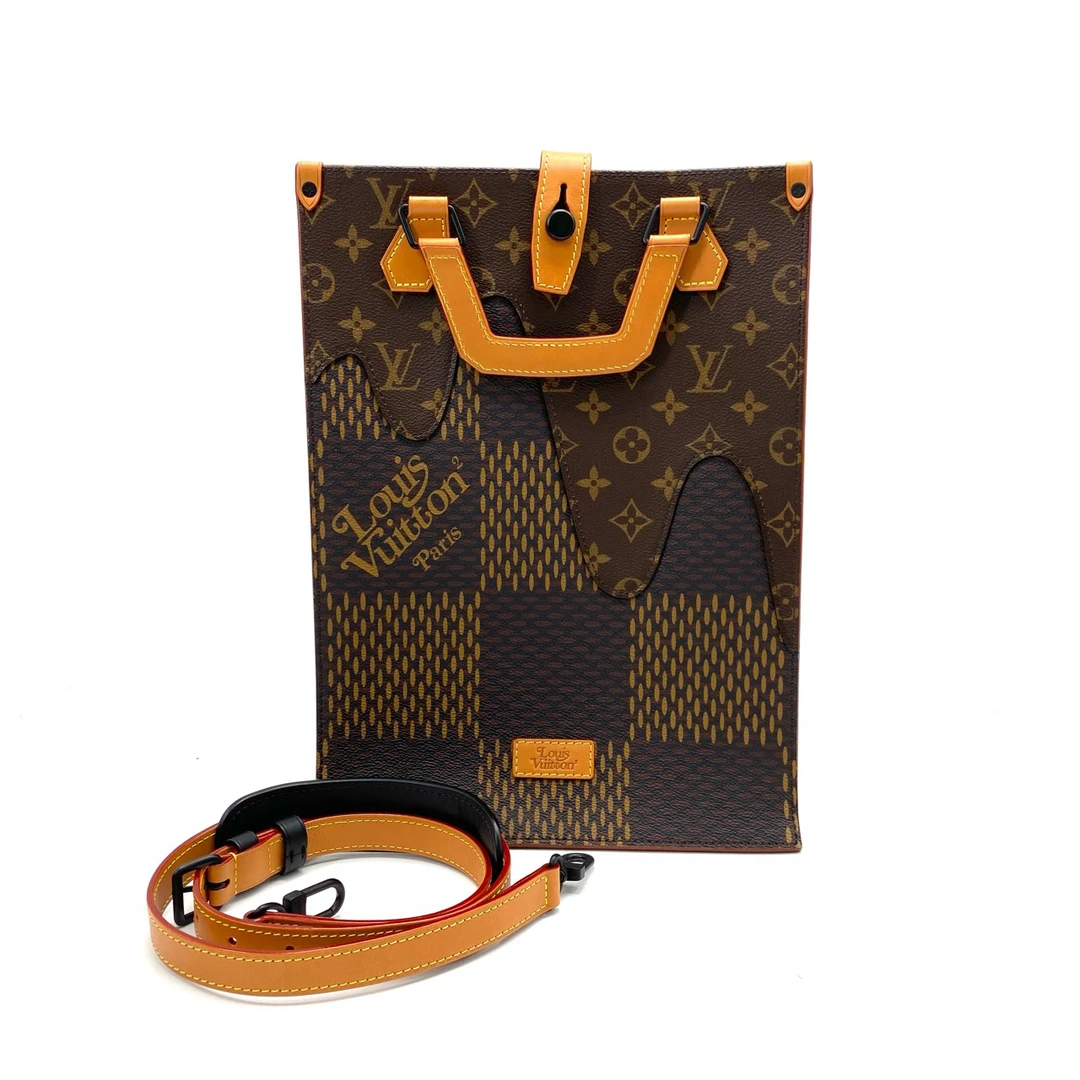 99新 LouisVuitton/路易威登 nigo联名琴谱斜挎手提包  尺寸25/35
