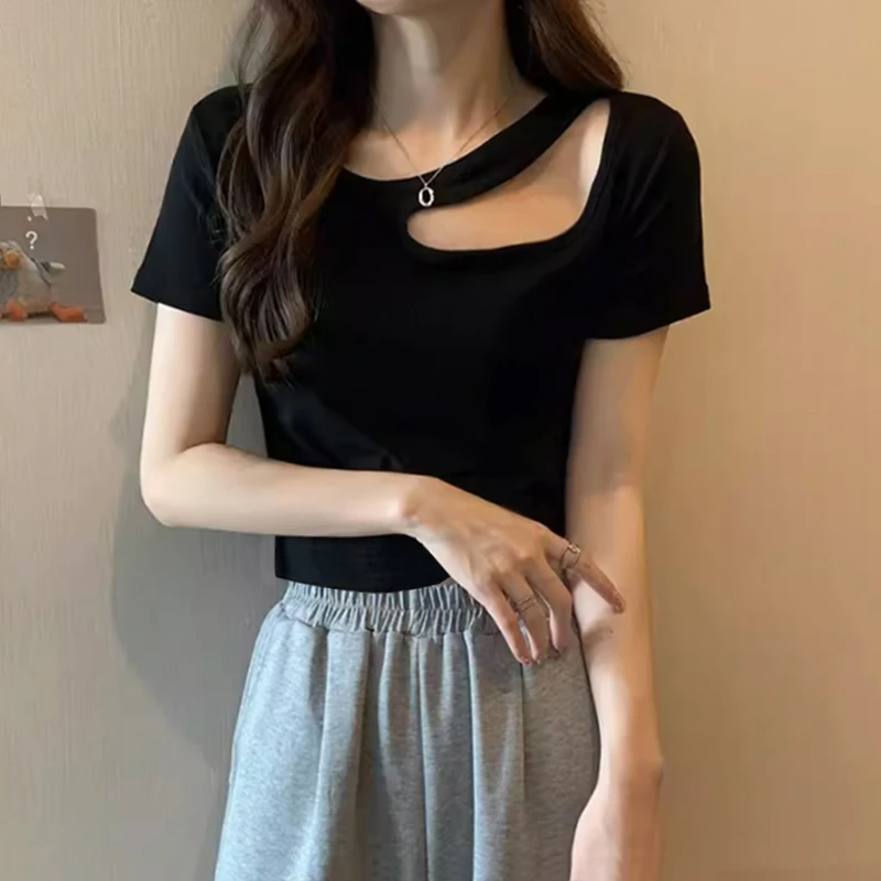 短款上衣女修身显瘦黑色甜辣风设计感辣妹小众短袖t恤女时尚百搭