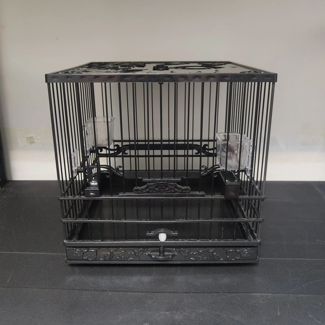 精美绣眼雕花正方笼