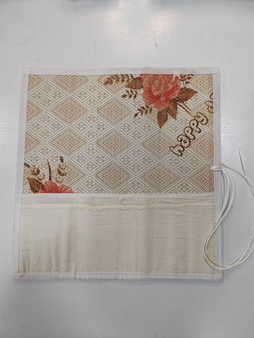 品1207：精制35×36cm双面花笔帘