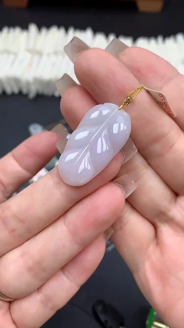 【闪购商品】翡翠吊坠(不含链)18K金镶嵌MS117753