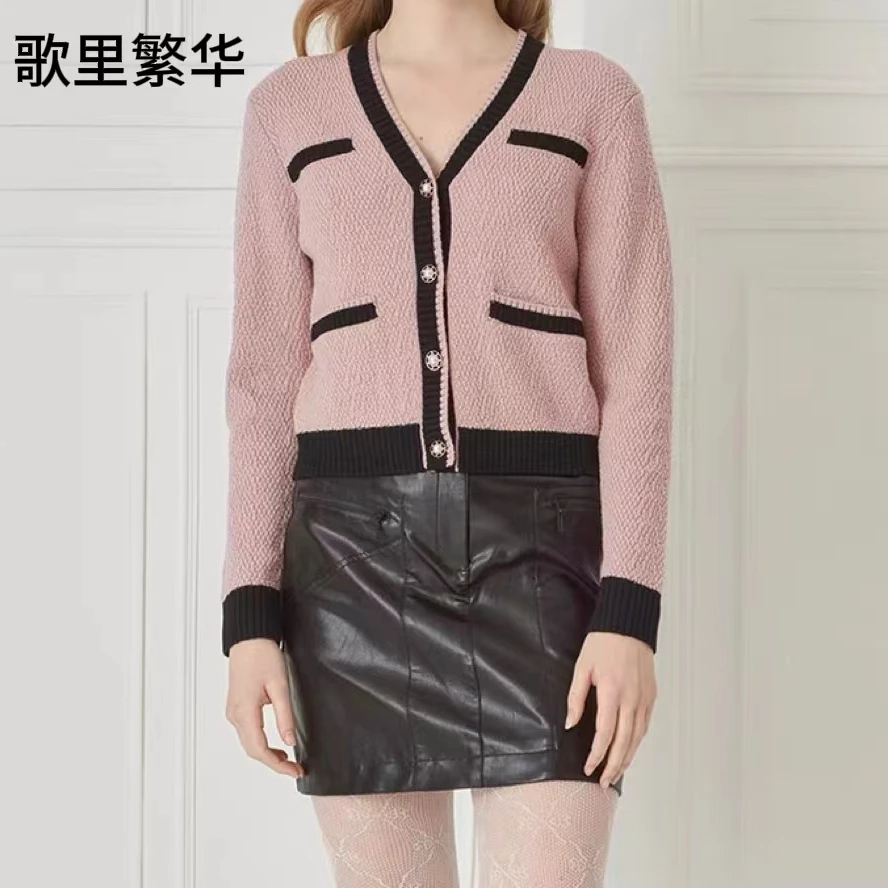 【歌里繁华】B+早秋新品小香风V领墨粉拼色羊毛针织开衫0012