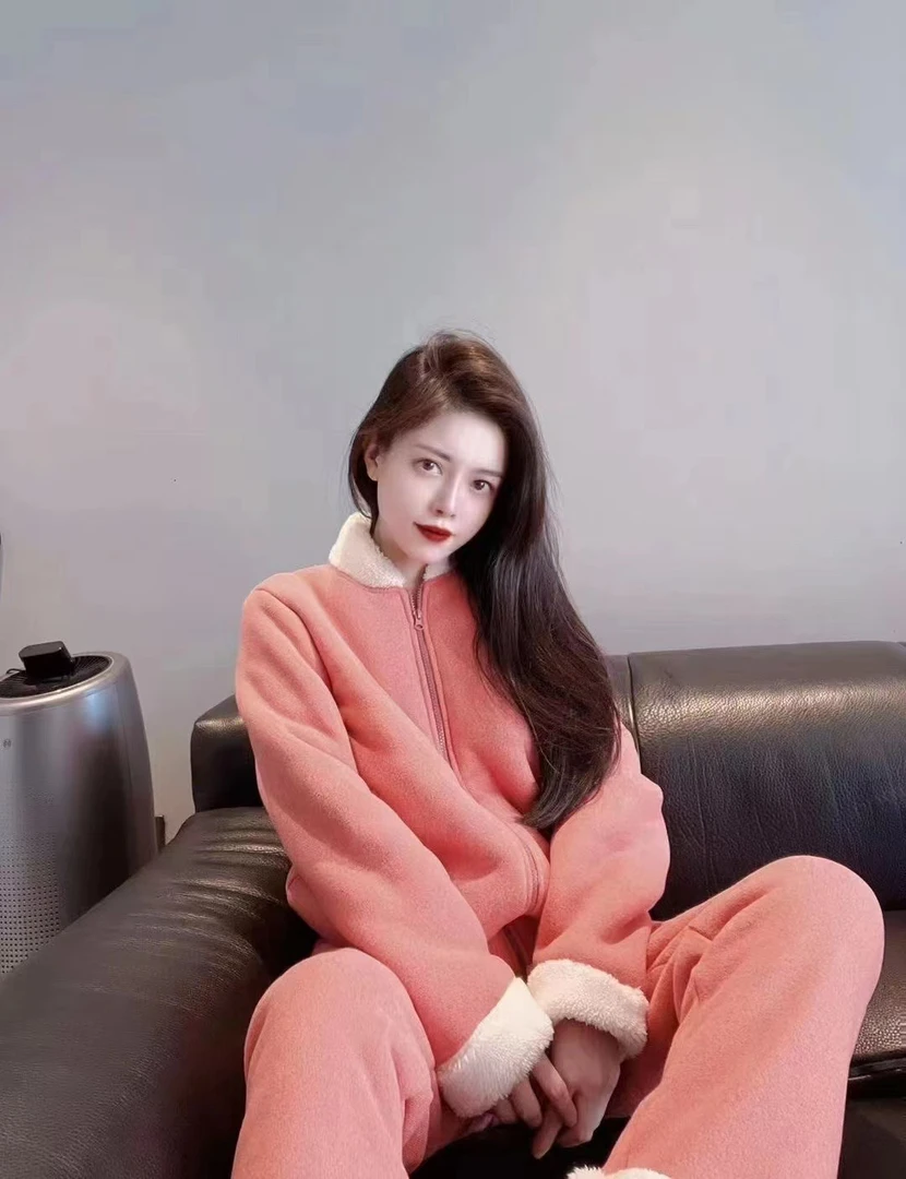 爱缪时尚羊羔暖绒加厚保暖家居服