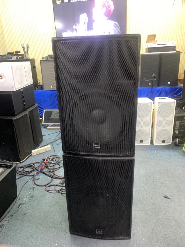 15寸专业箱、一对、不包邮