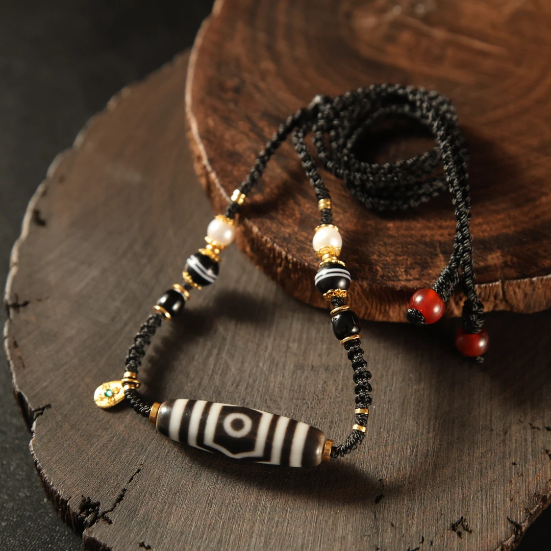 壹加 | 玛瑙上肯灰皮大P三眼横款锁骨链