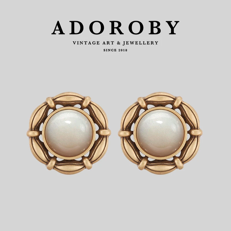 铜合金合成锆石耳饰 ADOROBY 拿破仑航海符号耳钉