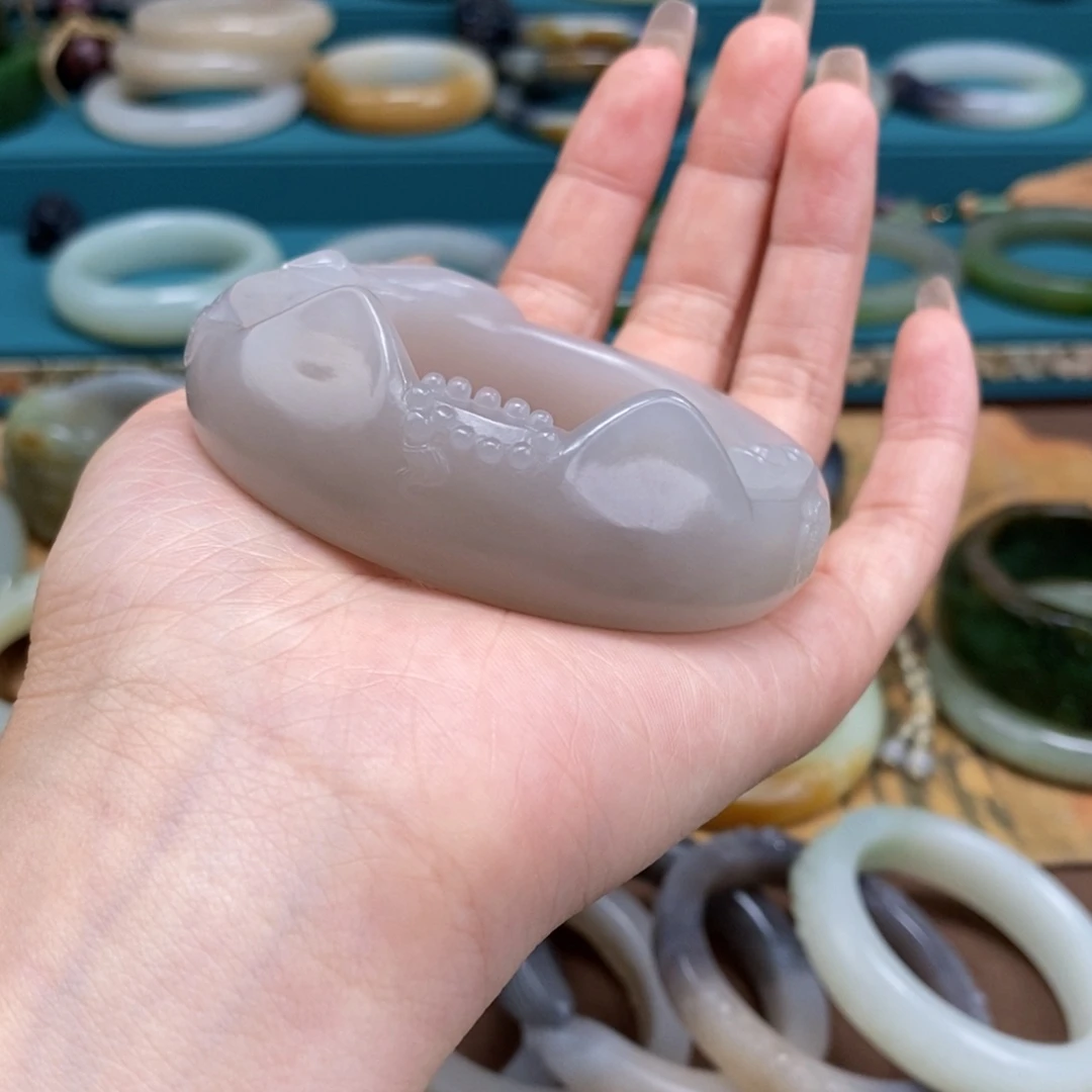 和田玉手镯54未镶嵌