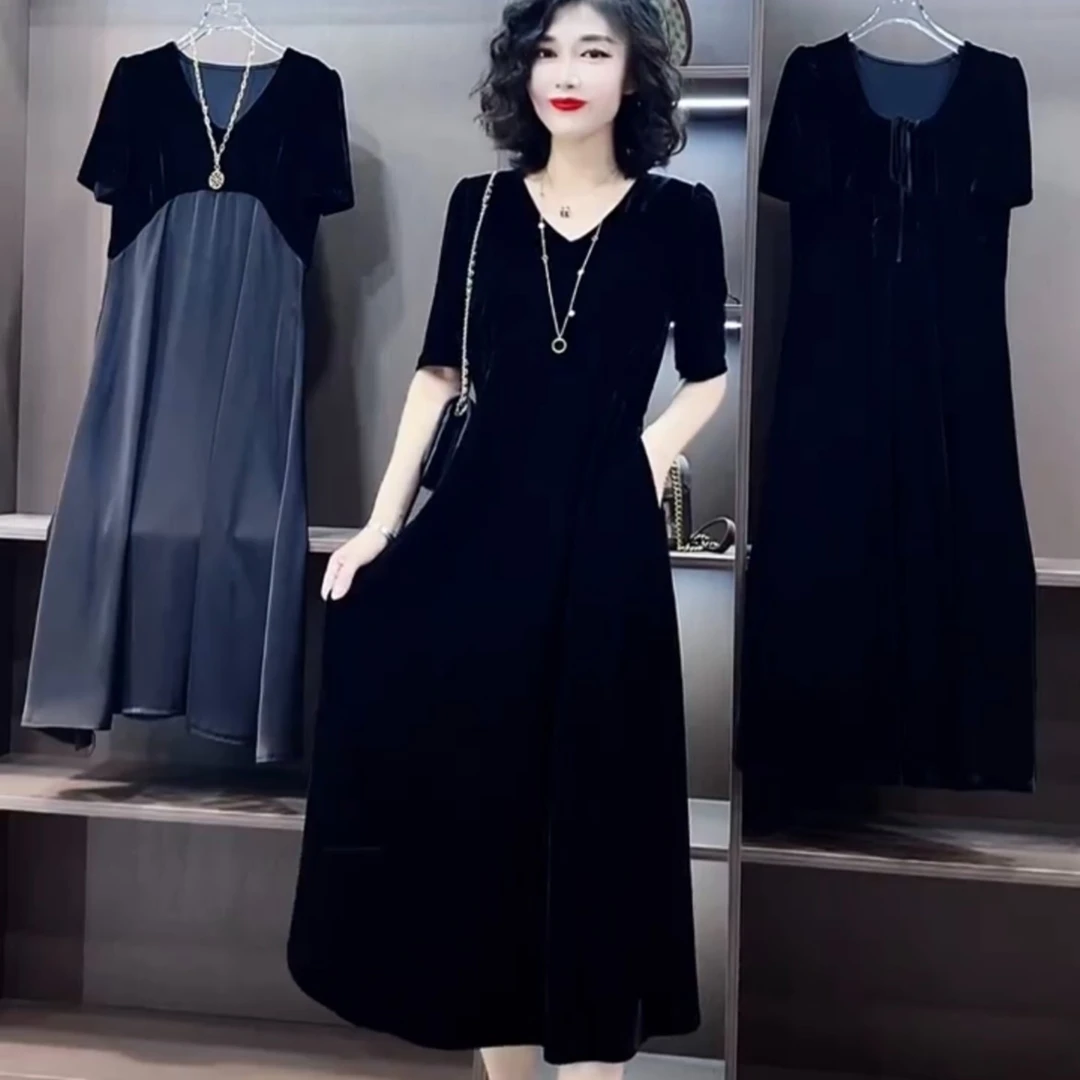 现重工早秋丝绒高贵上档次女装时尚气质轻奢洋气显瘦高档连衣裙