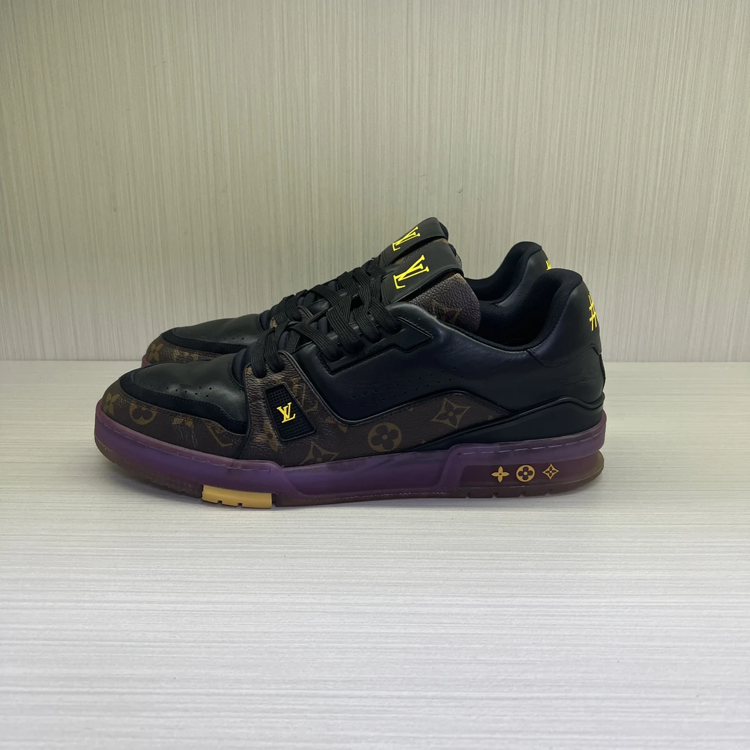 44码 LV/路易威登 老花trainer板鞋 95新 9073776
