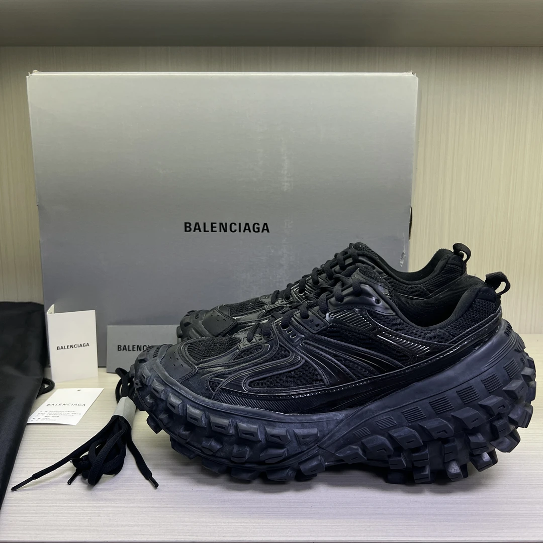 42码 BALENCIAGA/巴黎世家 黑色轮胎鞋 96新 9144948