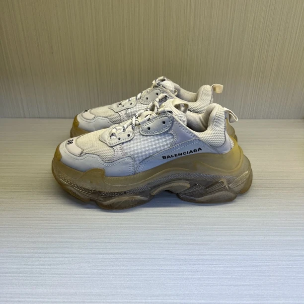 36码 BALENCIAGA/巴黎世家 气垫老爹鞋 95新 8956341