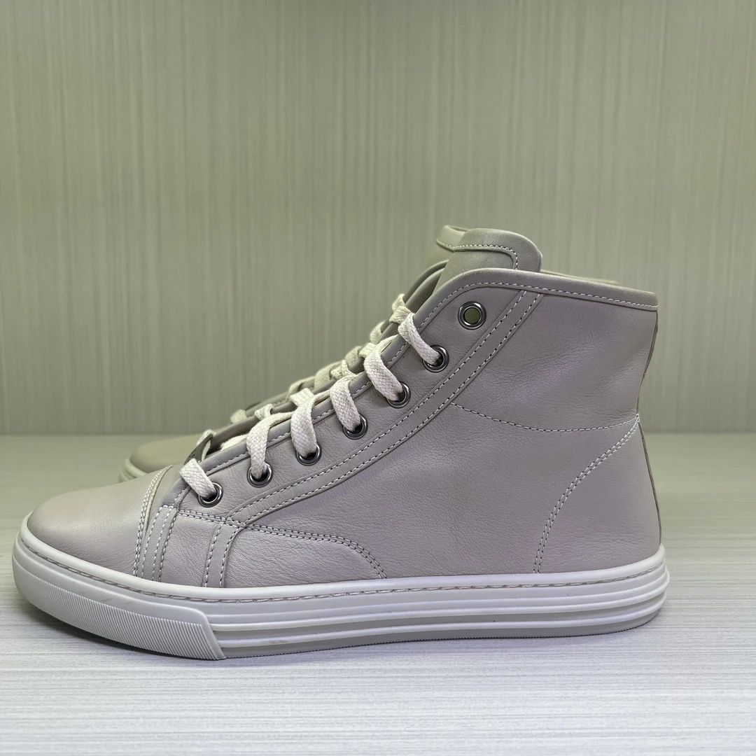 36码 GUCCI/古驰 高帮板鞋 95新 8599169